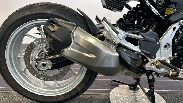 BMW F900 XR